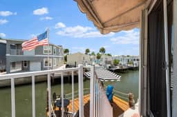 Island Dock House(1143)