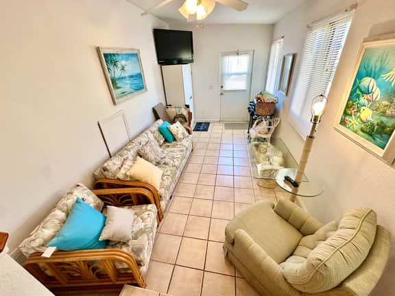 Paradise Getaway (N2108)
