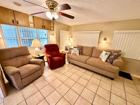 Paradise Getaway (N2108)