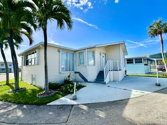 Awesome Abode (N0564)
